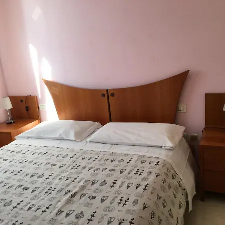 Casa de hóspedes Manfre 3*
